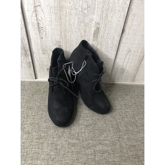 Universal Thread Shoes - Womens Universal Thread Black Bessie Booties Lace Up Side Zip Boots Size 6.5